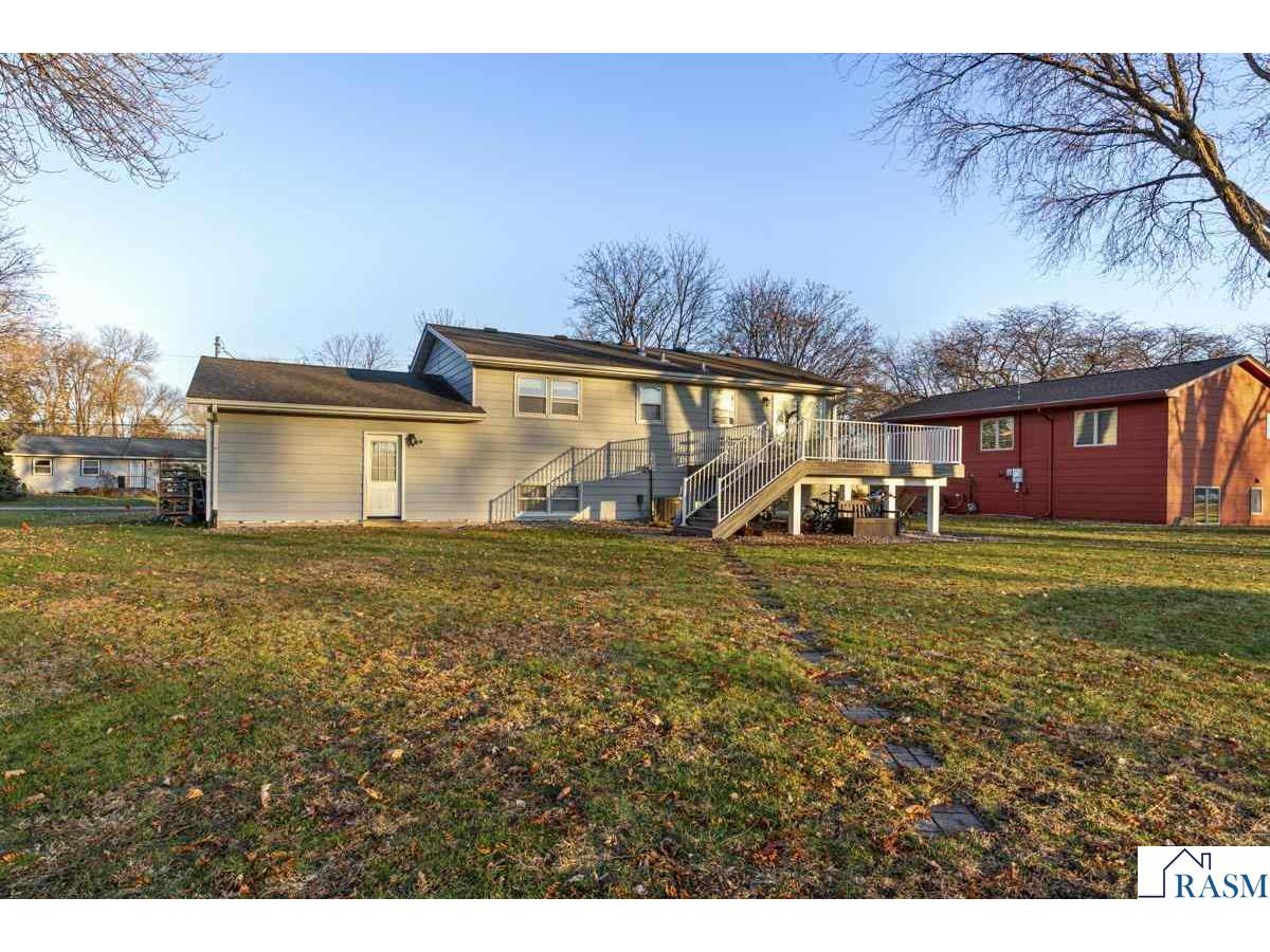 2059 Roe Crest Drive North Mankato MN 56003 7039129 image4