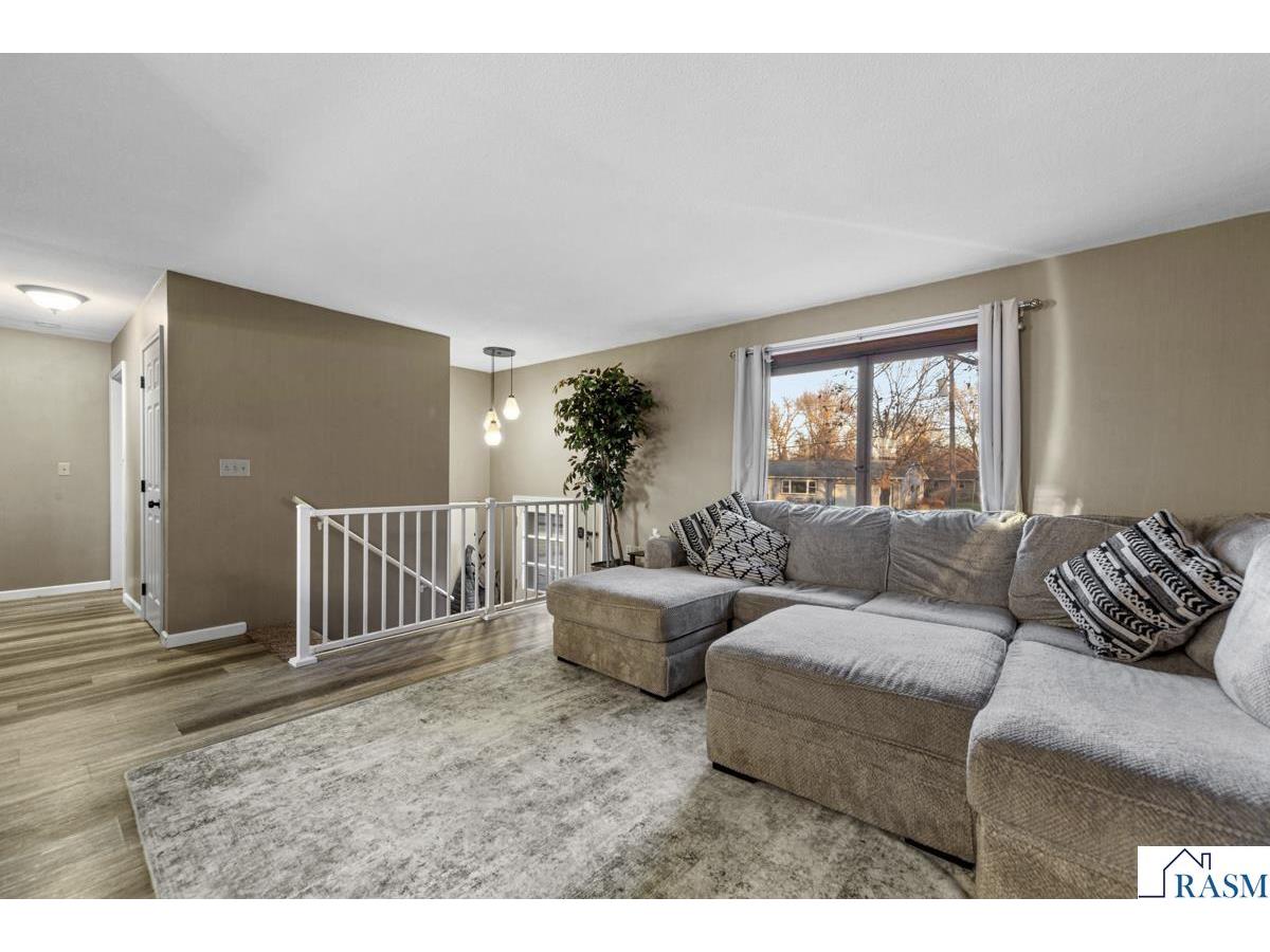 2059 Roe Crest Drive North Mankato MN 56003 7039129 image8