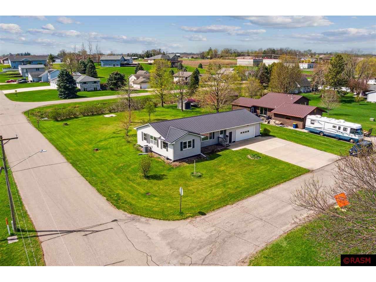206 E Chestnut Street Morristown MN 55052 7034849 image1
