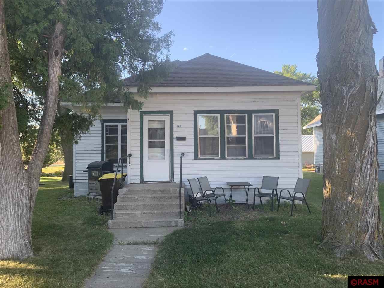 206 W 2nd St. S., Truman, MN 56088 MLS 7027366 Edina Realty