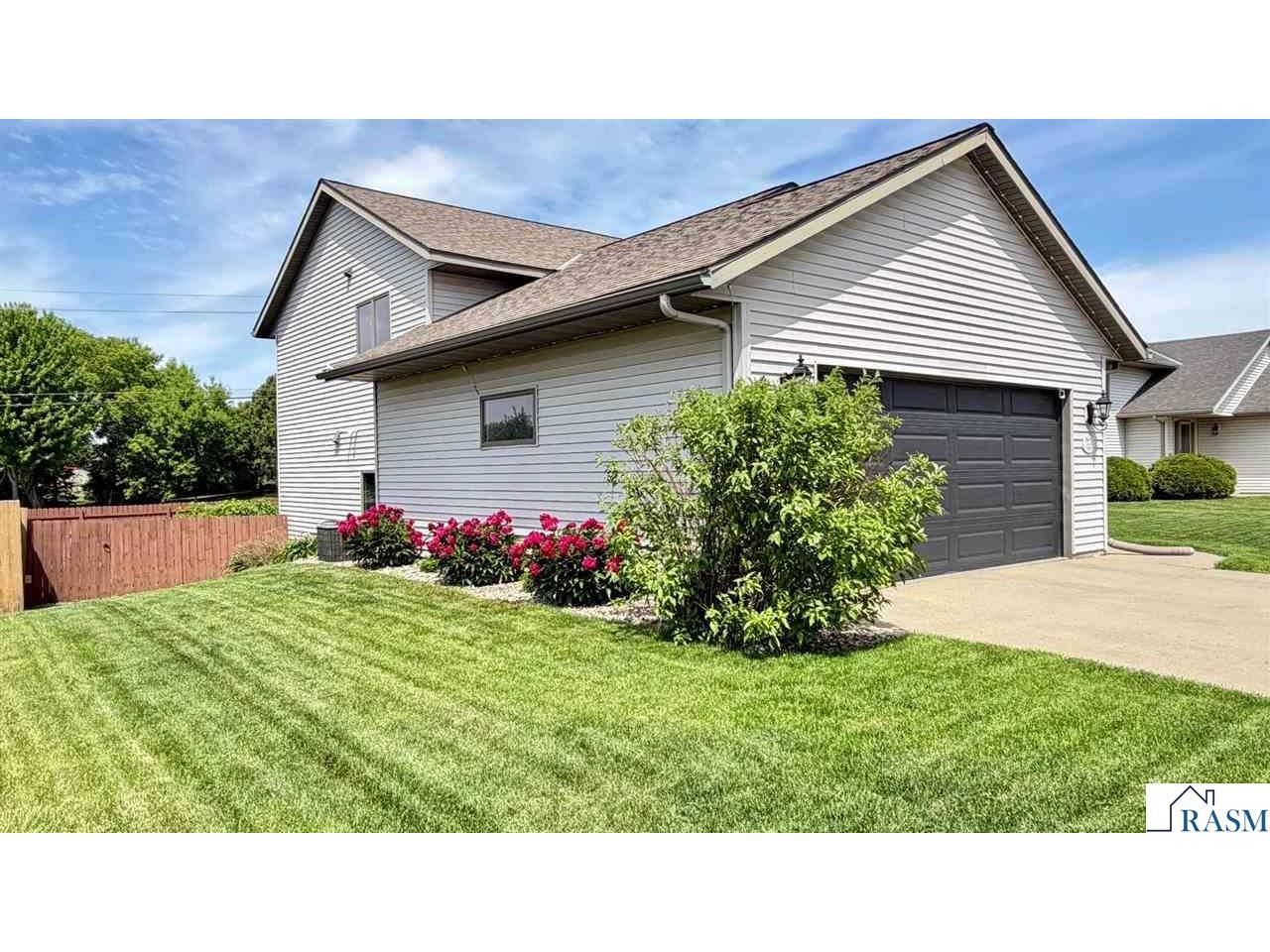 208 Maverick Dr Mankato MN 56001 267040492 image2