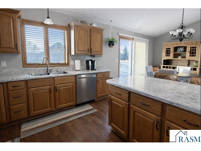 208 Maverick Dr Mankato MN 56001 267040492 image6