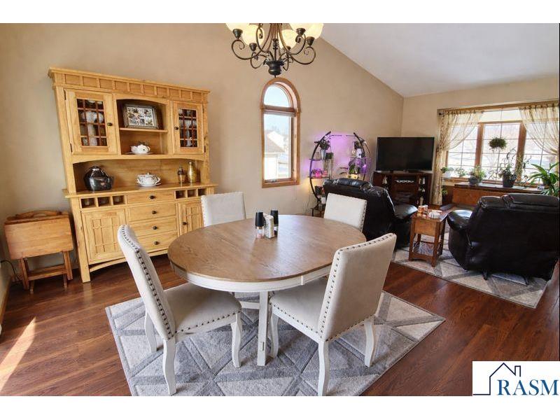208 Maverick Dr Mankato MN 56001 267040492 image9