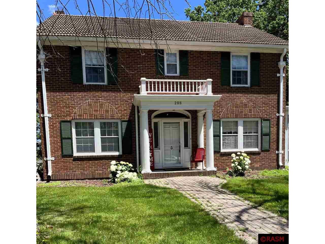 208 N State Street New Ulm MN 56073 7035234 image1