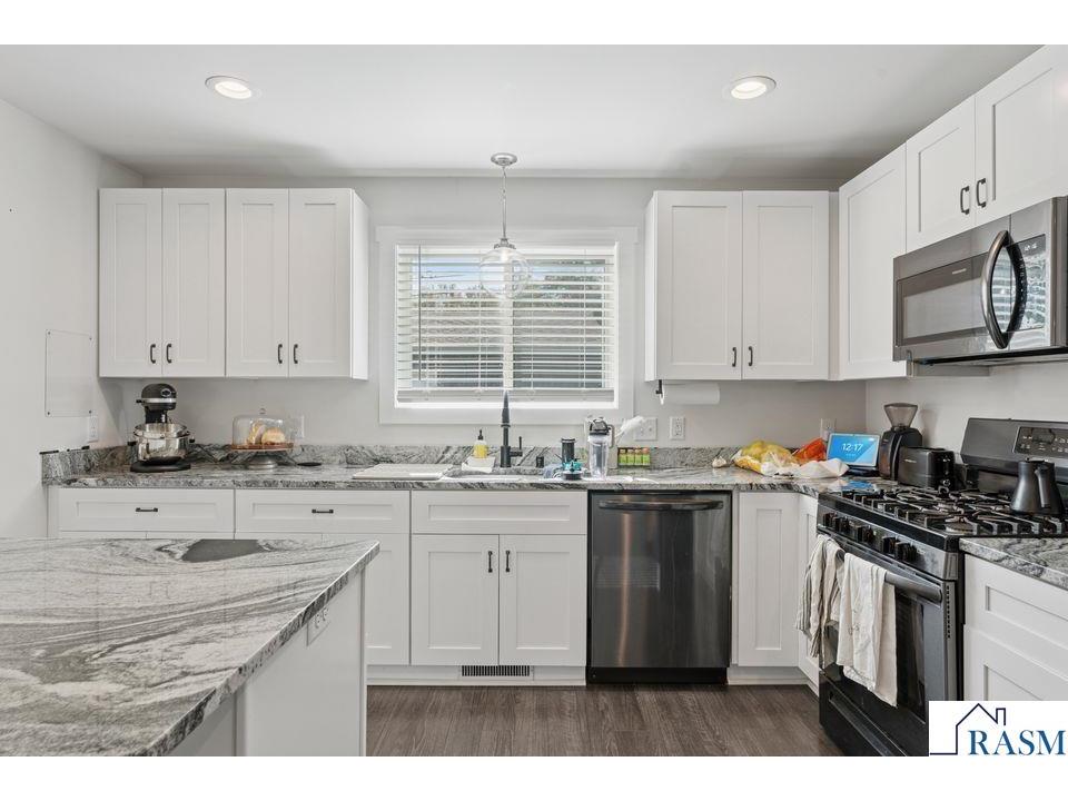 2084 E Reaney Avenue Saint Paul MN 55119 7039209 image12