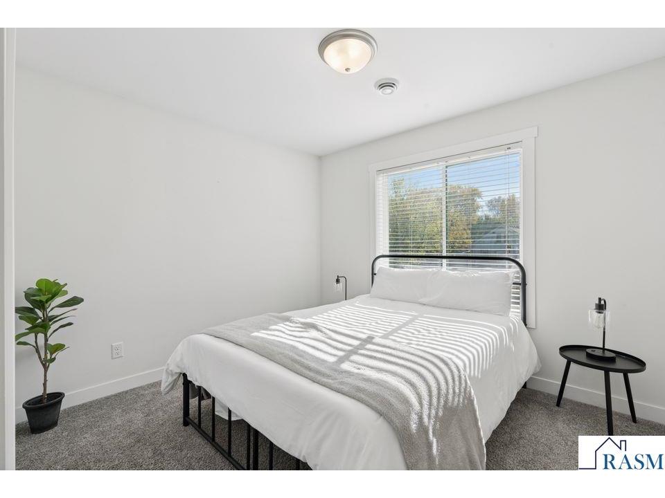 2084 E Reaney Avenue Saint Paul MN 55119 7039209 image14