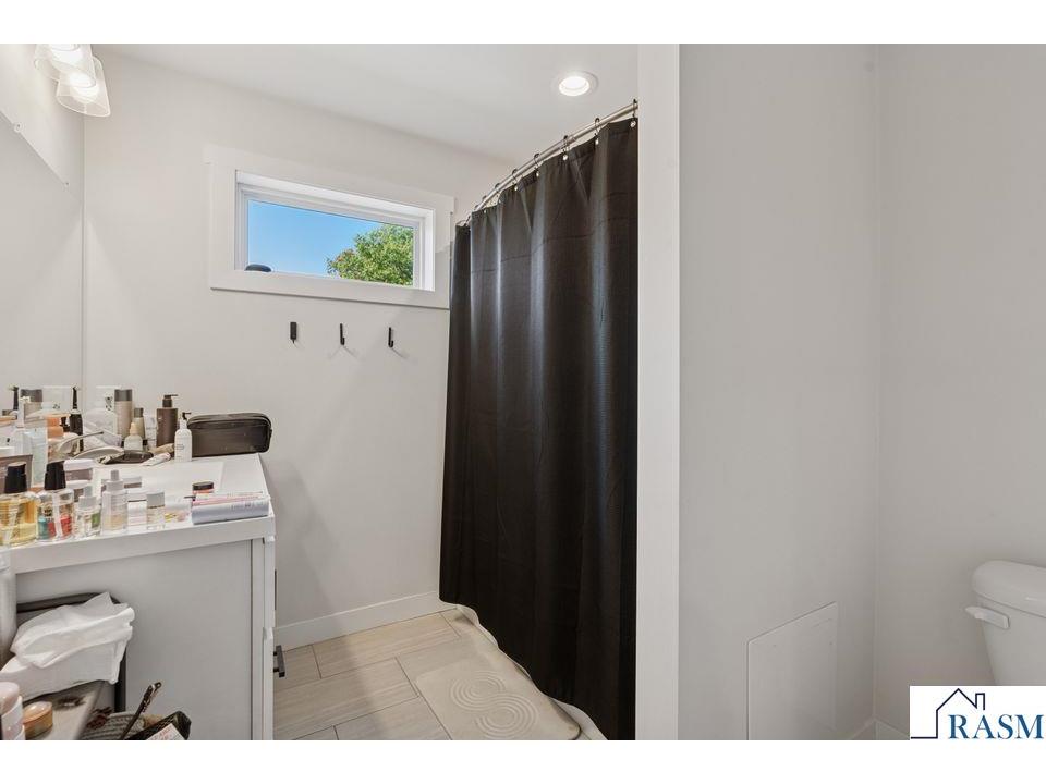 2084 E Reaney Avenue Saint Paul MN 55119 7039209 image19