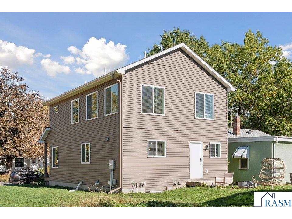 2084 E Reaney Avenue Saint Paul MN 55119 7039209 image22