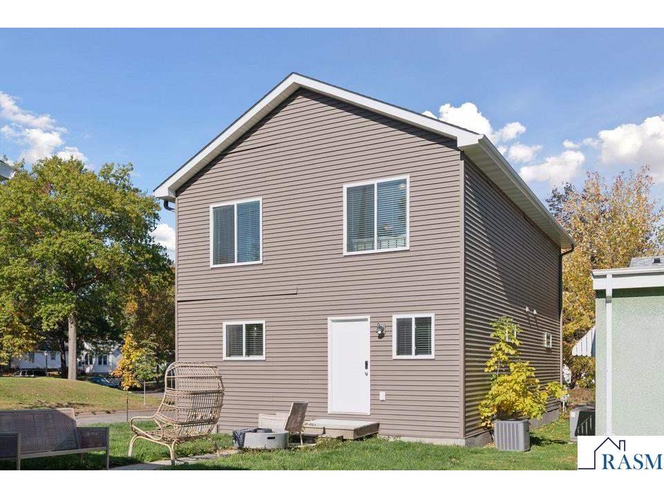 2084 E Reaney Avenue Saint Paul MN 55119 7039209 image4