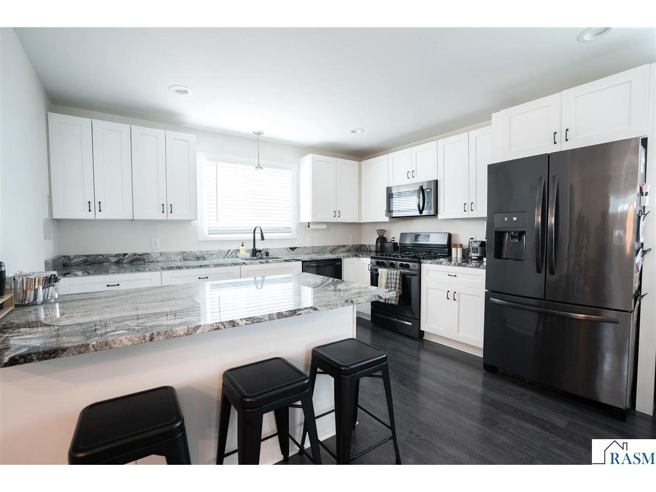2084 E Reaney Avenue Saint Paul MN 55119 7039589 image11