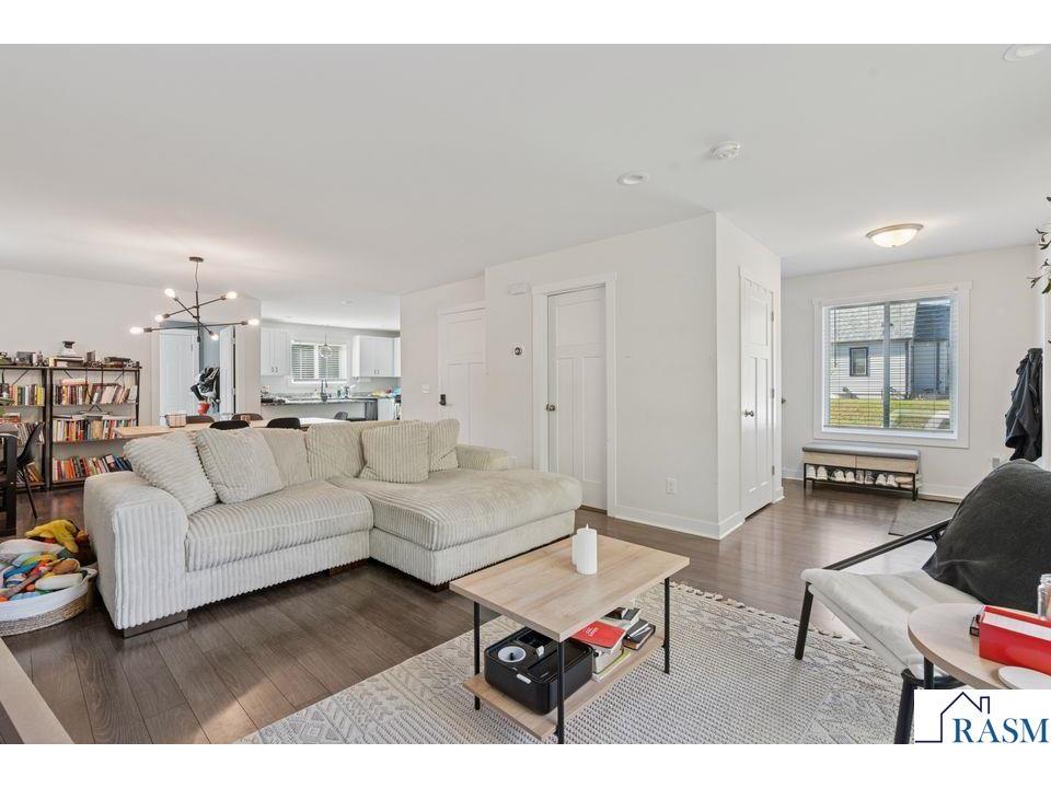 2084 E Reaney Avenue Saint Paul MN 55119 7039589 image5