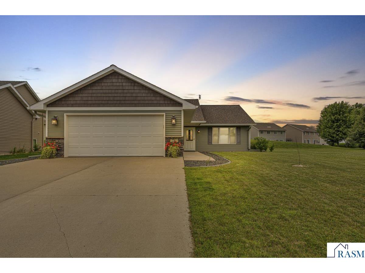 209 Cypress Drive Mankato MN 56001 7038135 image1