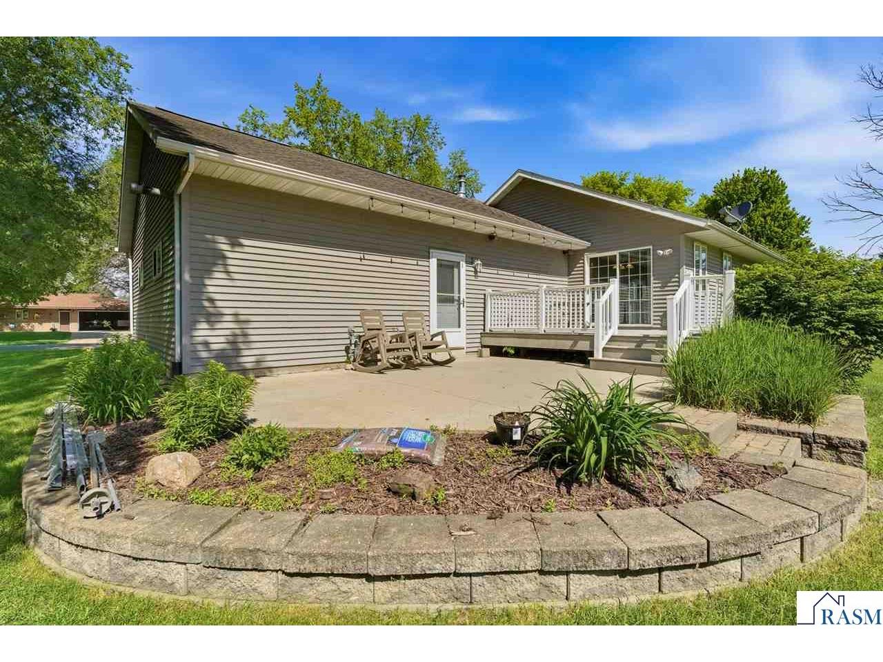 209 SW 1st Avenue Geneva MN 56035 267040490 image4