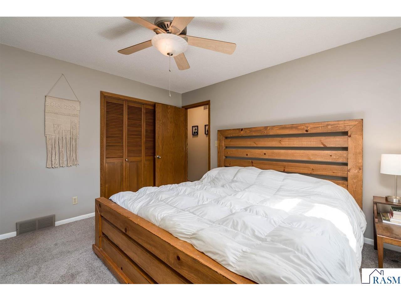 209 Viking Drive Mankato MN 56001 267040788 image18