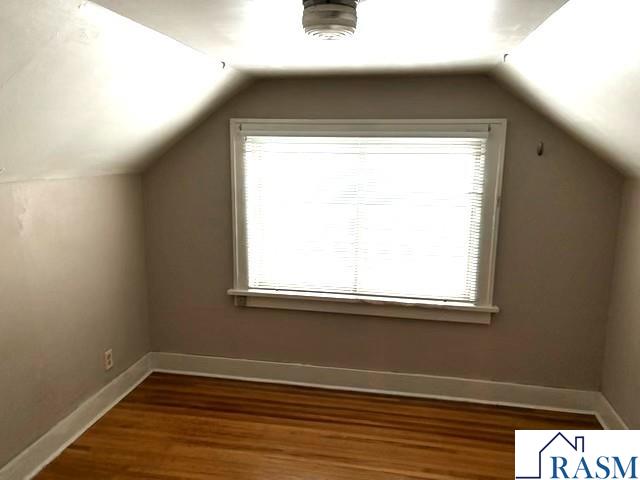 210 Thompson Street Mankato MN 56001 267040960 image30