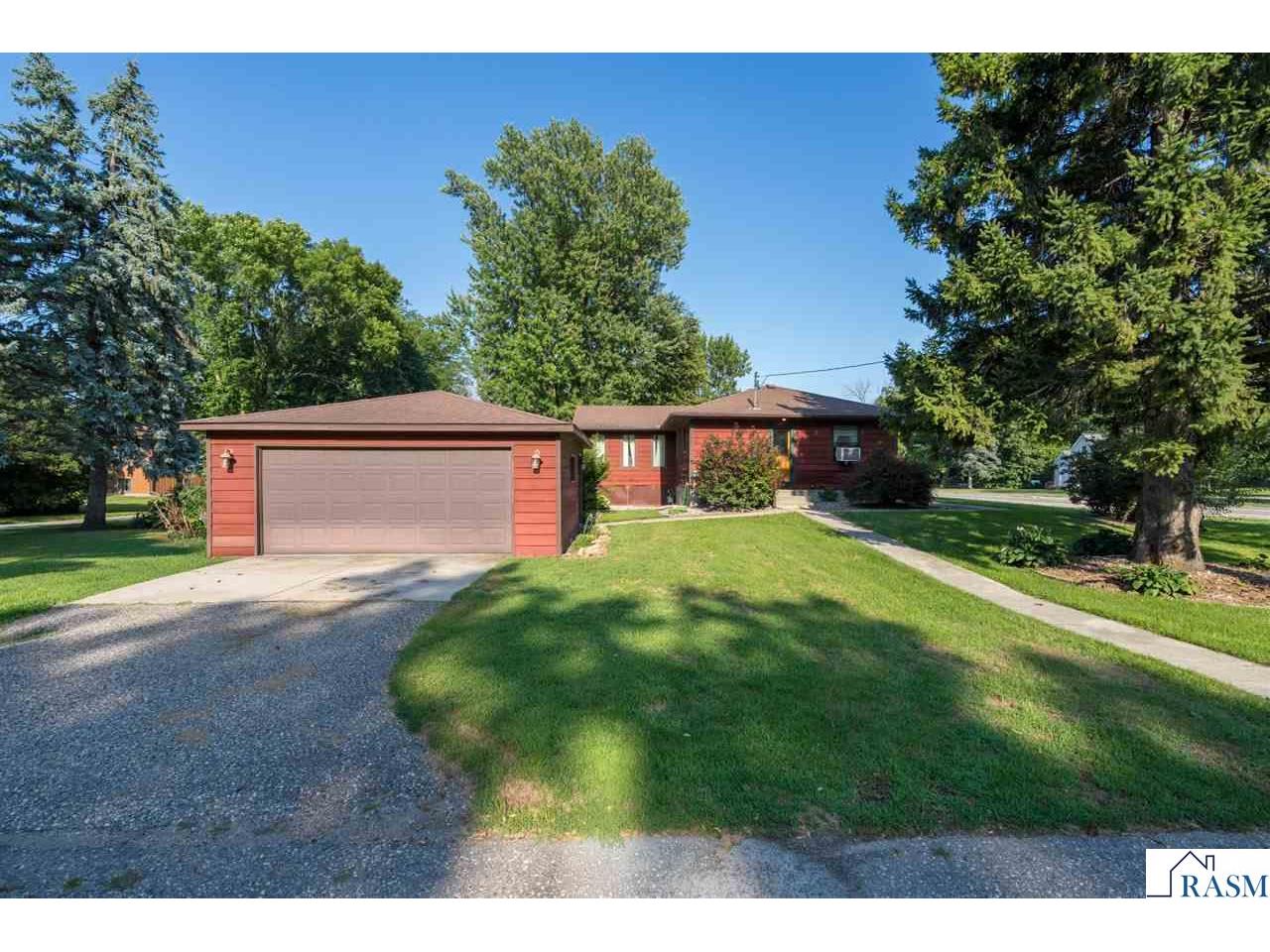 210 Walnut Avenue Madison Lake MN 56063 267040971 image30