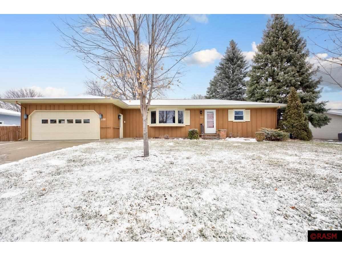 2100 Fair Street Mankato MN 56001 7034106 image1