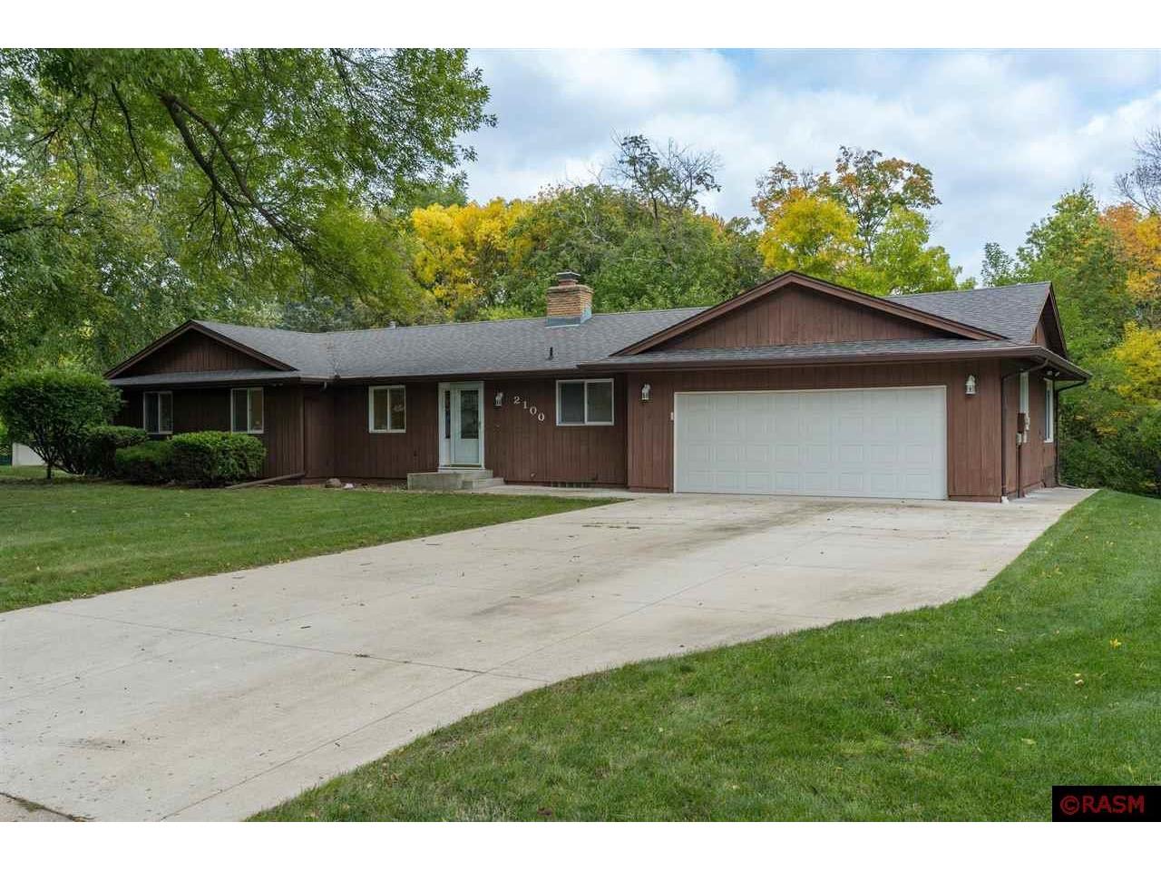 2100 Roe Crest Court North Mankato MN 56003 7033446 image1