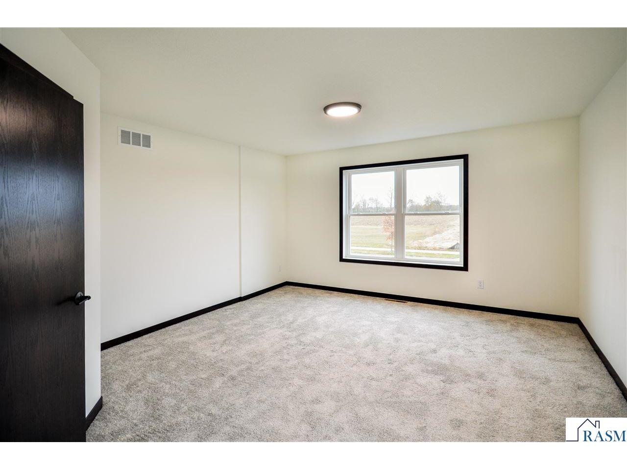 2105 Lunden Street Saint Peter MN 56082 7039095 image10