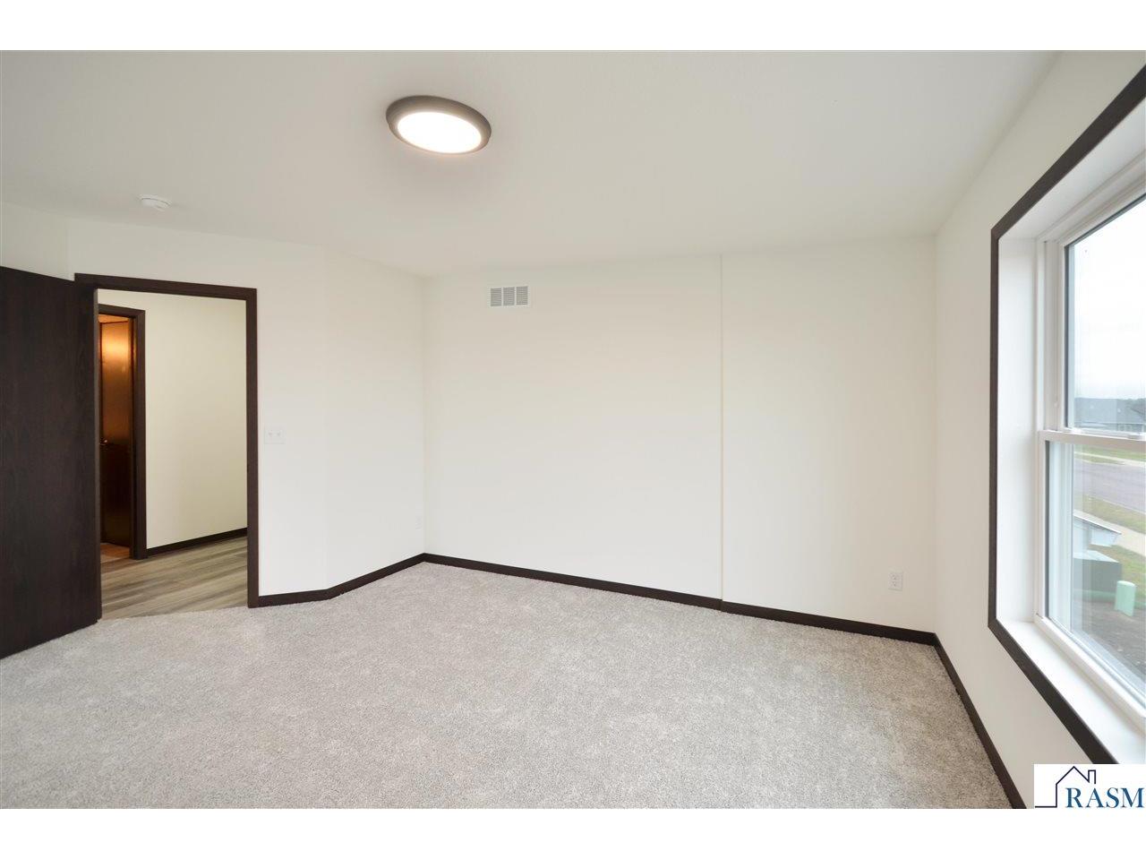 2105 Lunden Street Saint Peter MN 56082 7040411 image11