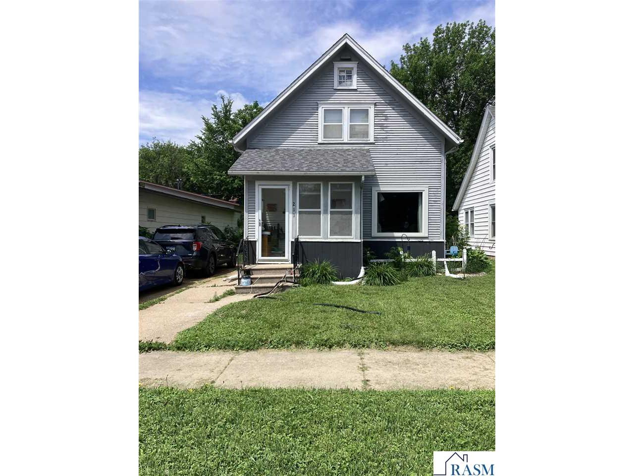 211 N Main Street Lake Crystal MN 56055 267040525 image1