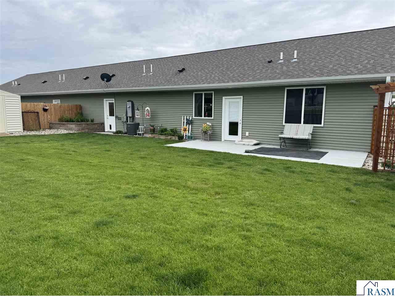 211 SW 3 Avenue Wells MN 56097 267040479 image22
