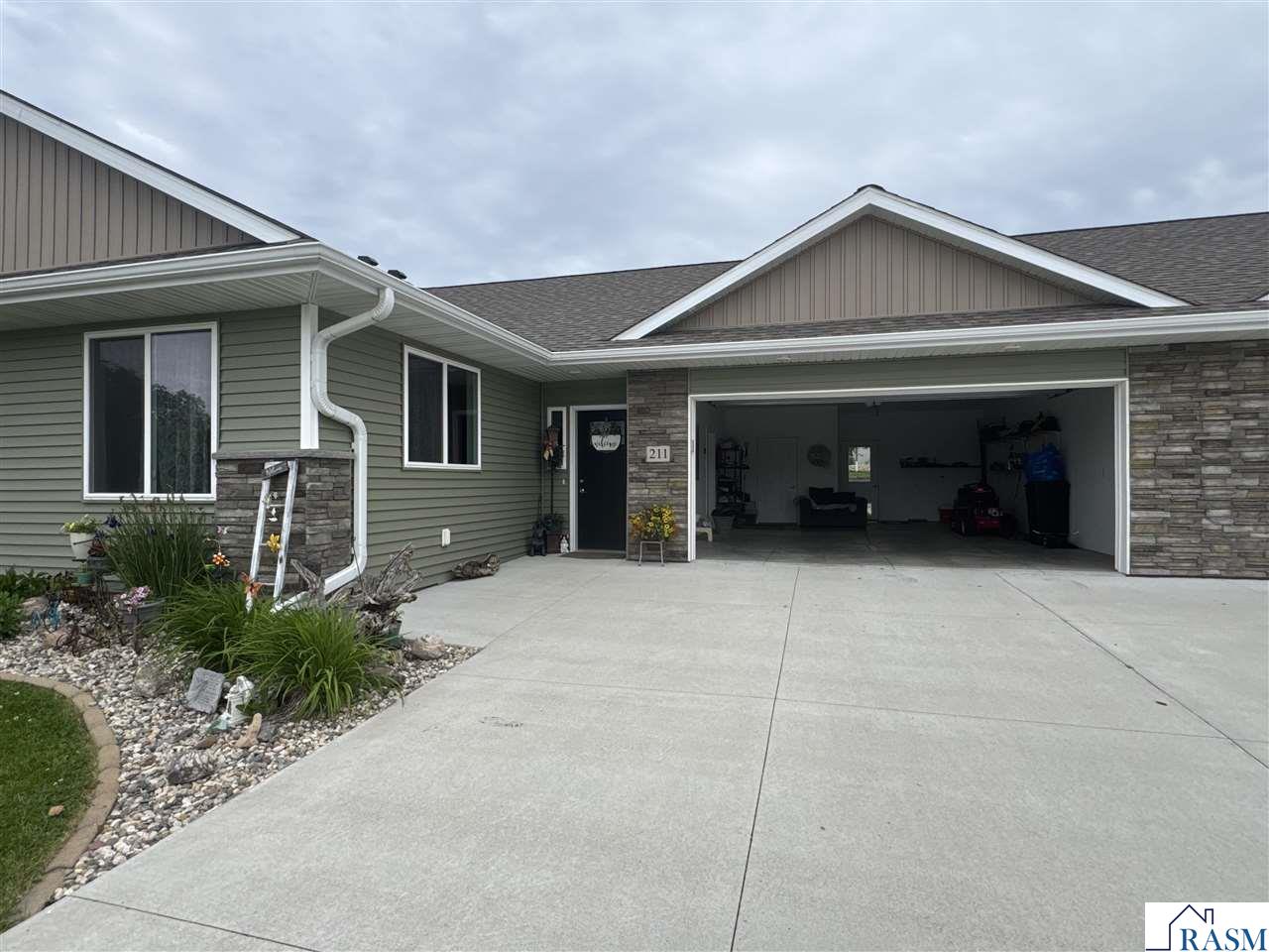 211 SW 3 Avenue Wells MN 56097 267040479 image28