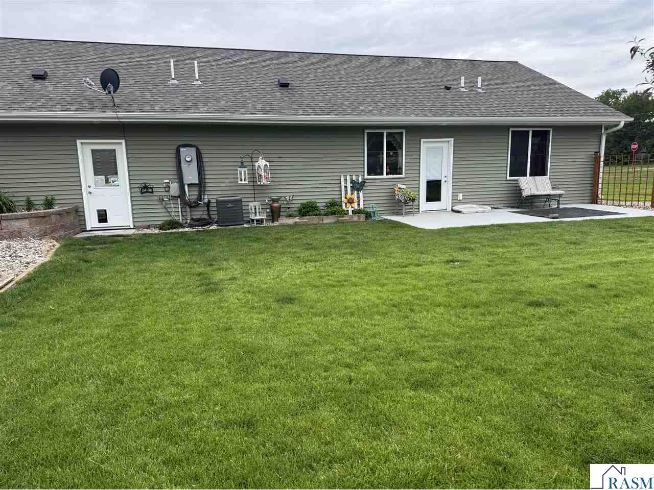 211 SW 3 Avenue Wells MN 56097 267040479 image33