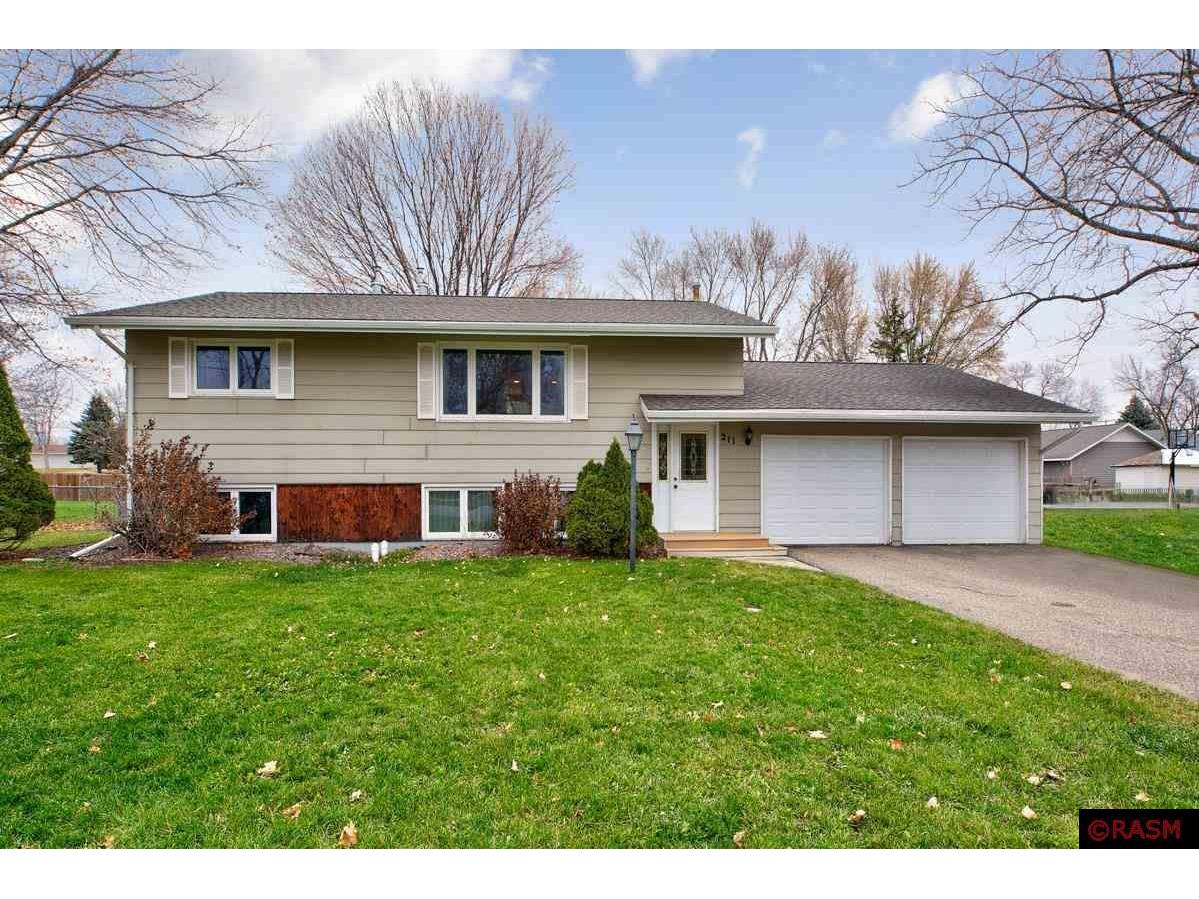 211 W Shepard Street Lake Crystal MN 56055 7033788 image1