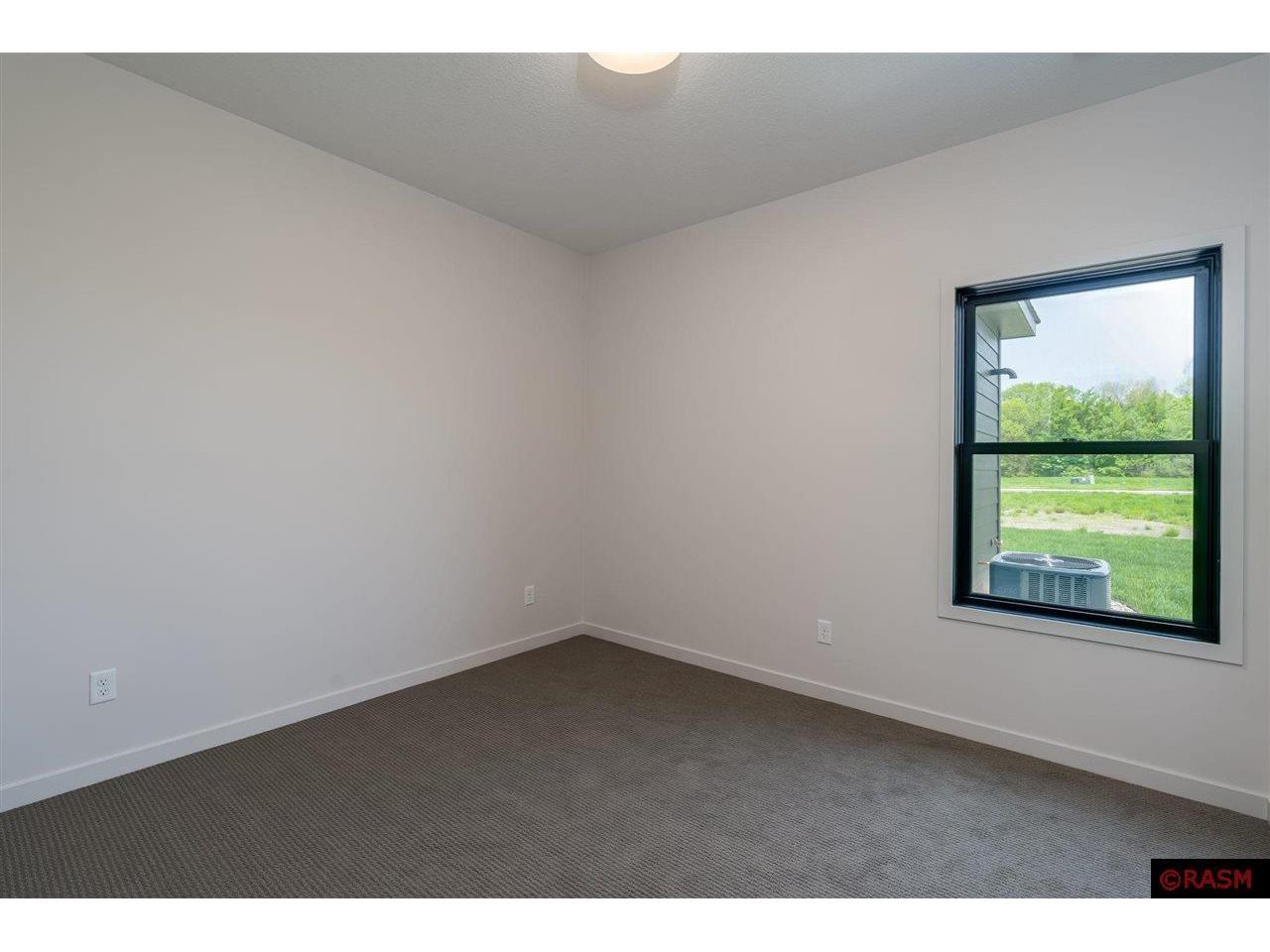 2112 Deerwood Drive North Mankato MN 56003 7034943 image23