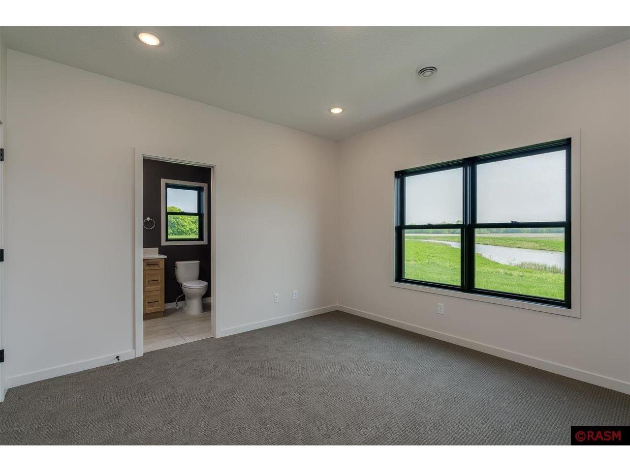 2112 Deerwood Drive North Mankato MN 56003 7036026 image17