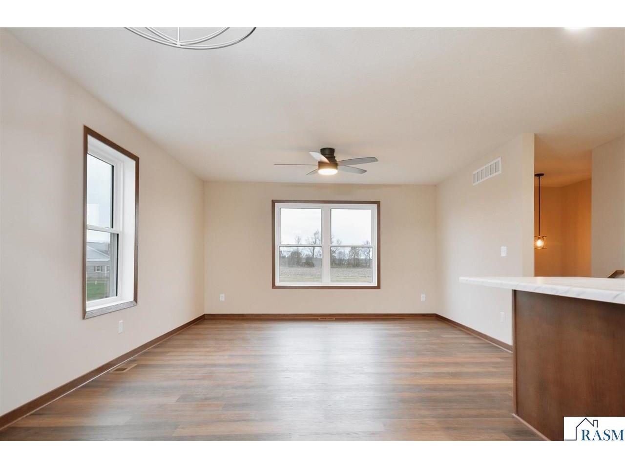 2113 Lunden Street Saint Peter MN 56082 7040410 image5