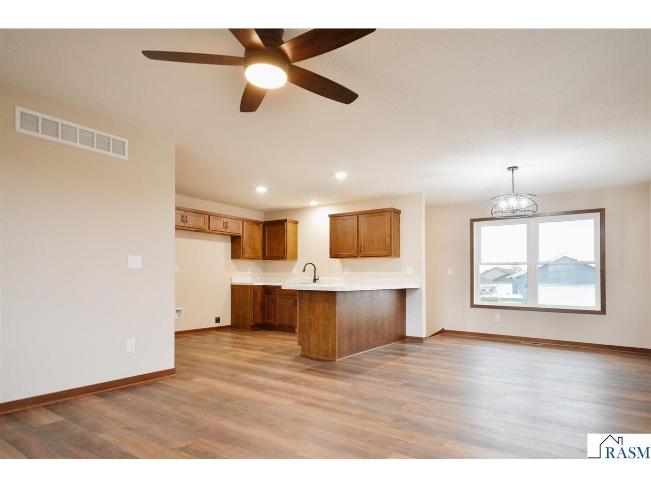 2113 Lunden Street Saint Peter MN 56082 7040410 image6