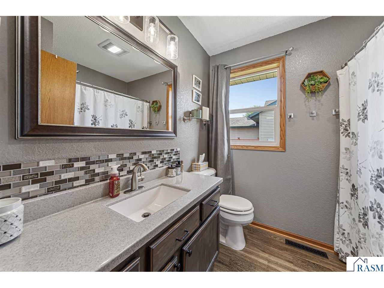 2114 York Street Saint Peter MN 56082 7040181 image12