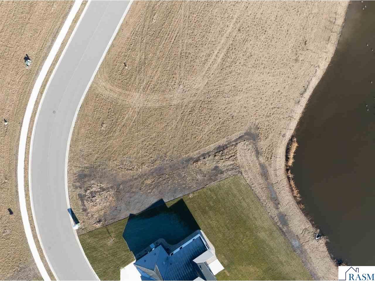 2116 Deerwood Drive North Mankato MN 56003 267040804 image6