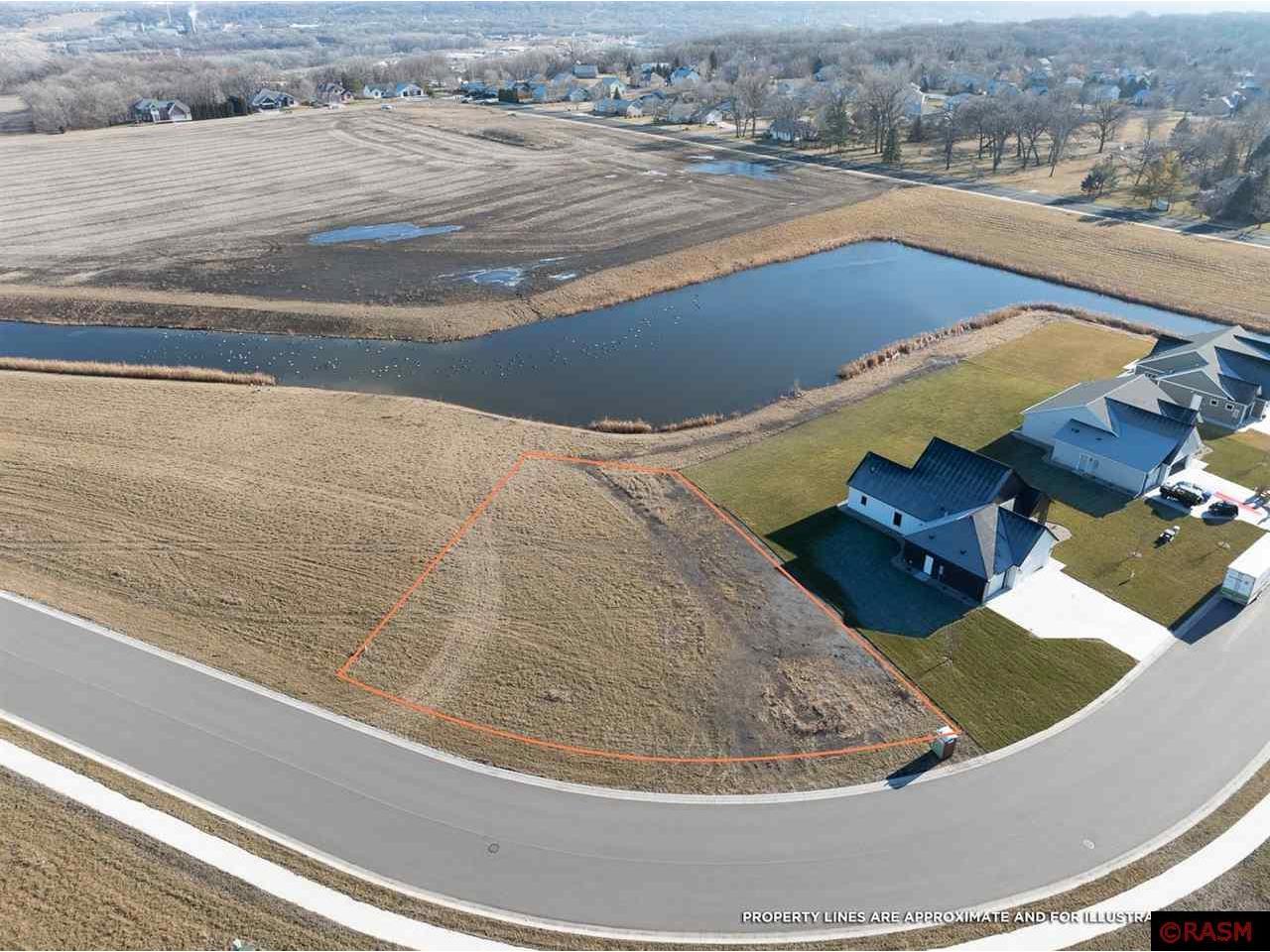 2116 Deerwood Drive North Mankato MN 56003 7034069 image1