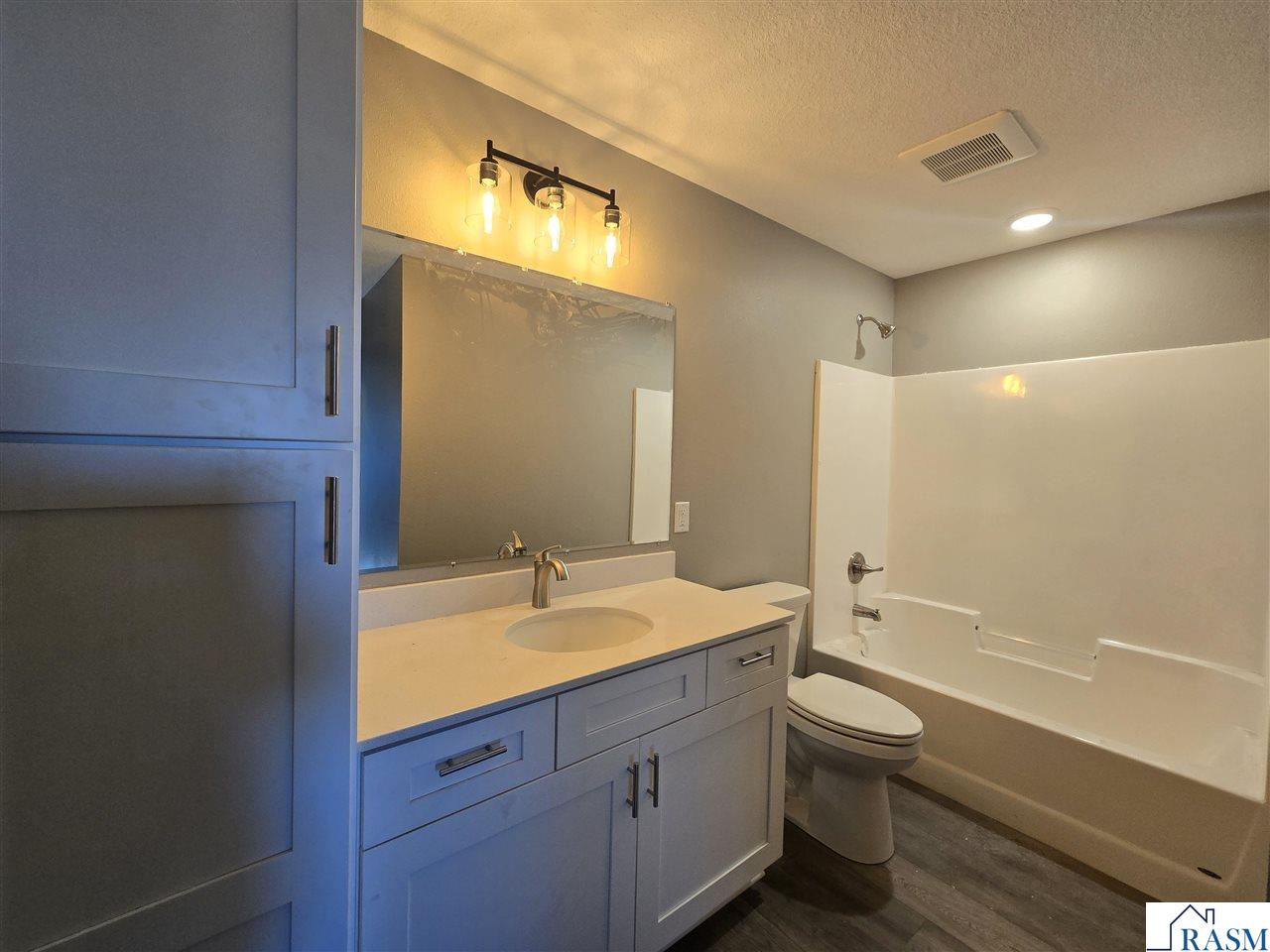 2118 Nelson Street Saint Peter MN 56082 267040645 image10