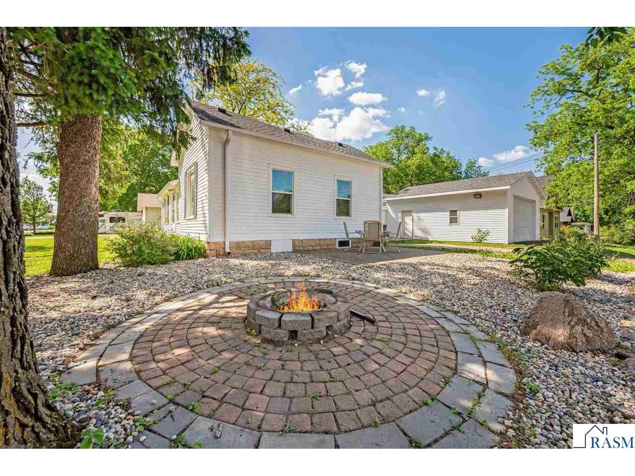 212 E Main Street Saint Clair MN 56080 7040426 image1