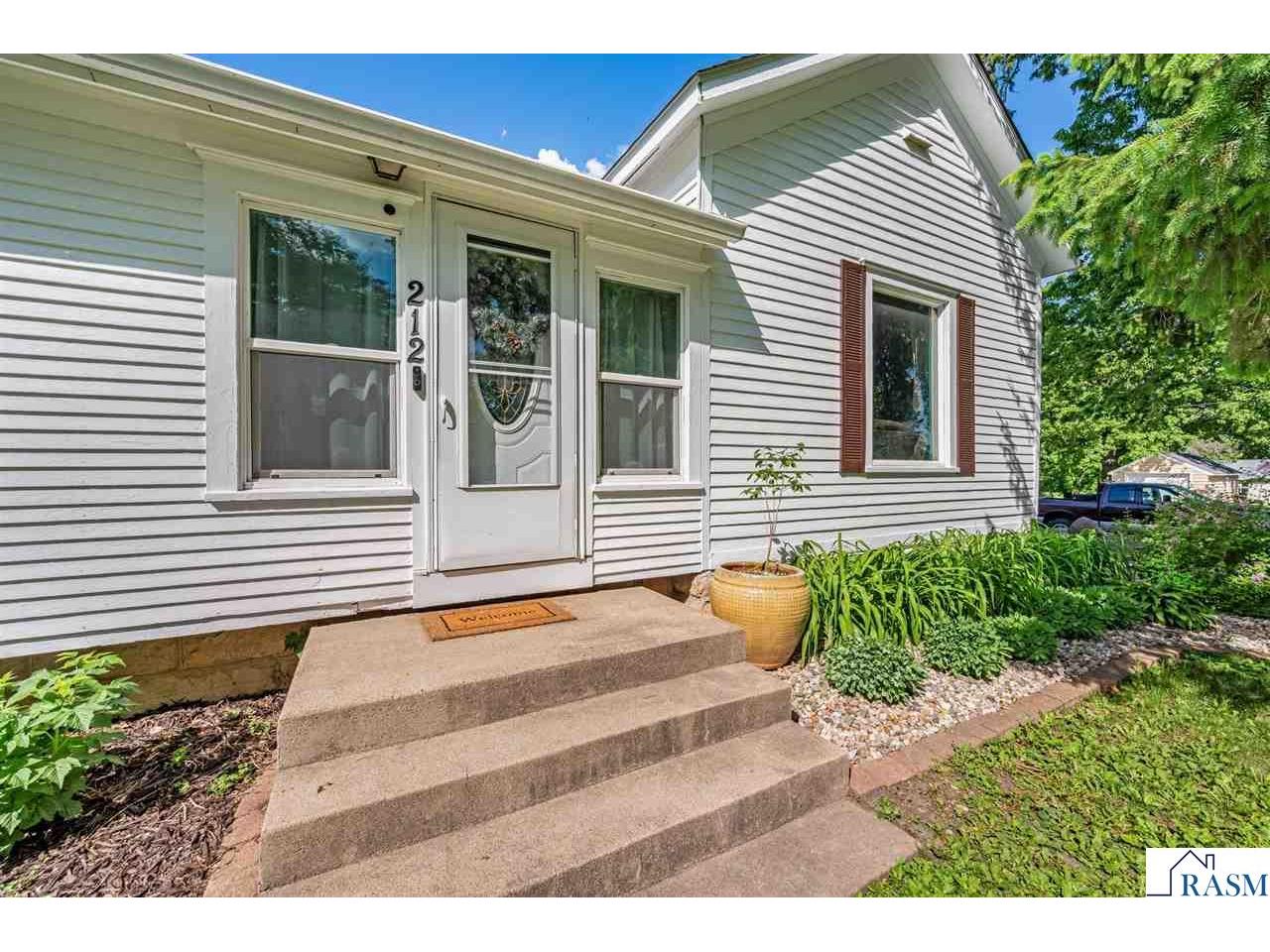 212 E Main Street Saint Clair MN 56080 7040426 image10