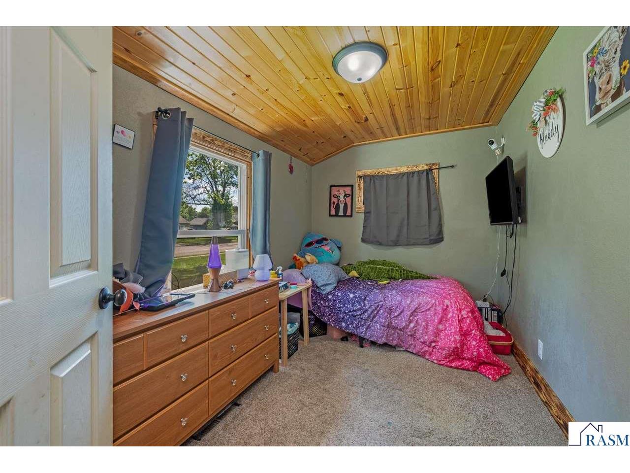 212 E Main Street Saint Clair MN 56080 7040426 image22