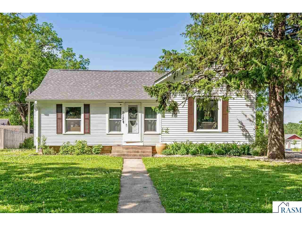 212 E Main Street Saint Clair MN 56080 7040426 image9