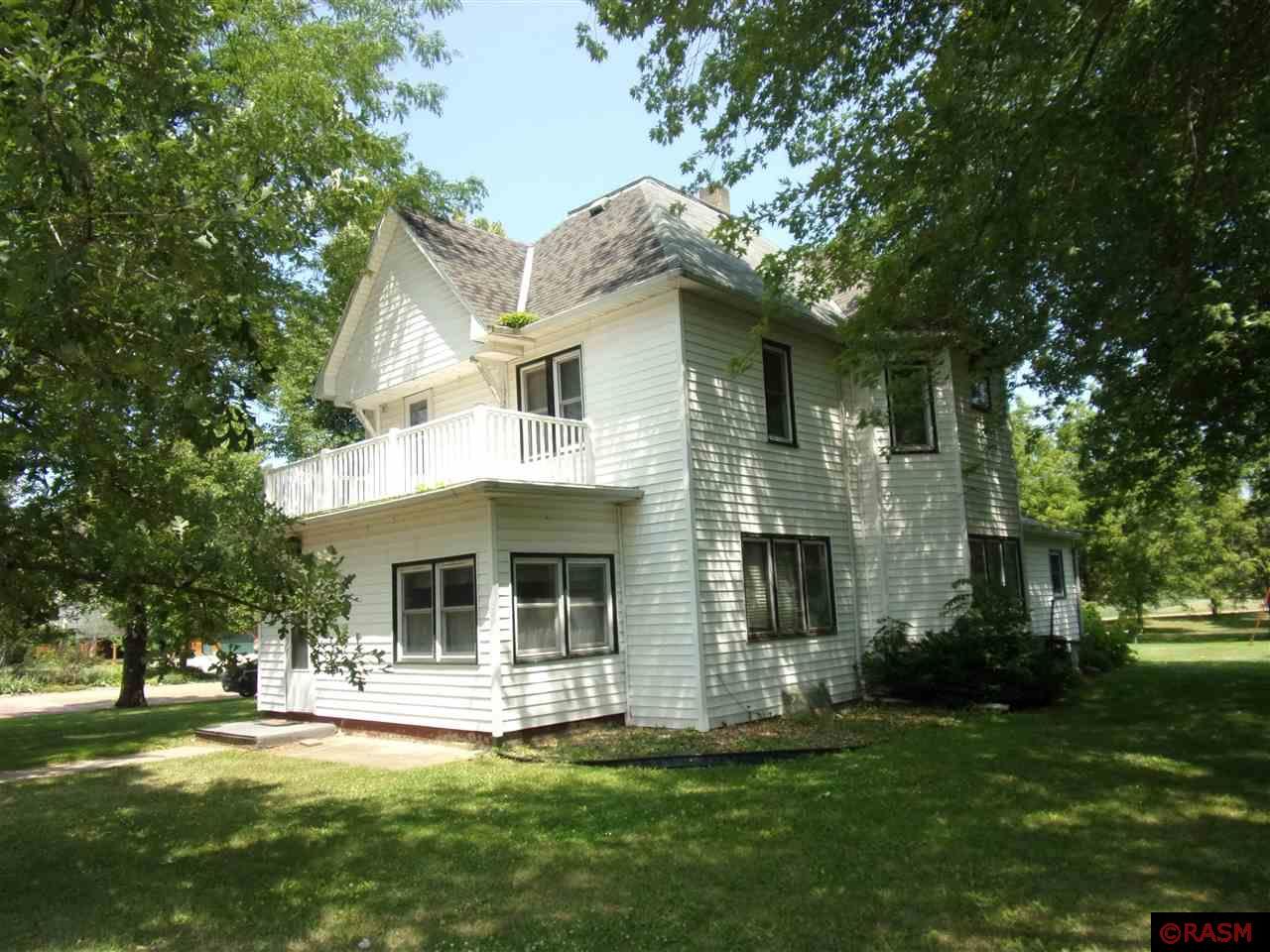 212 N Field Street Comfrey MN 56019 7032823 image1