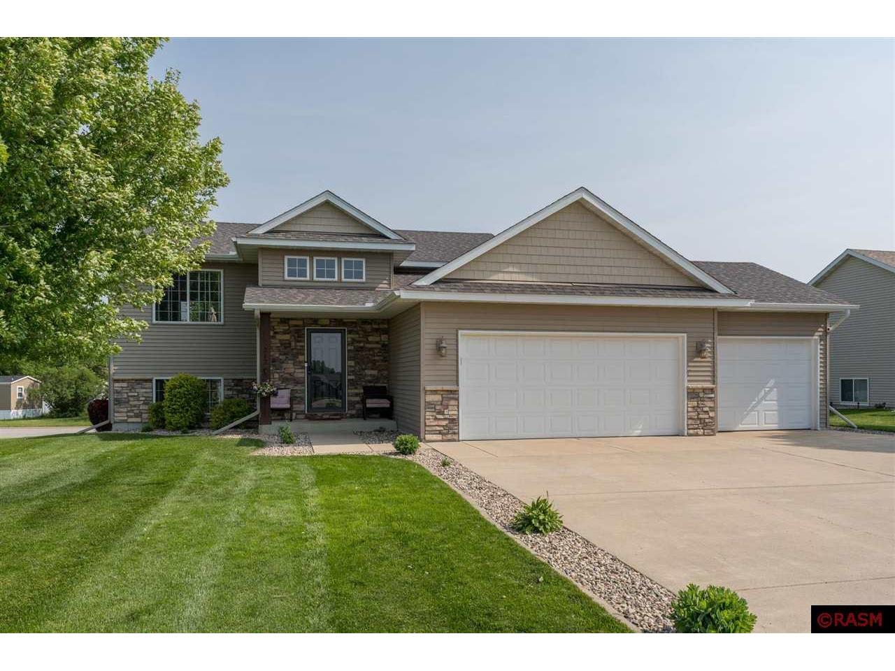 212 Oak Drive Eagle Lake MN 56024 7037656 image1