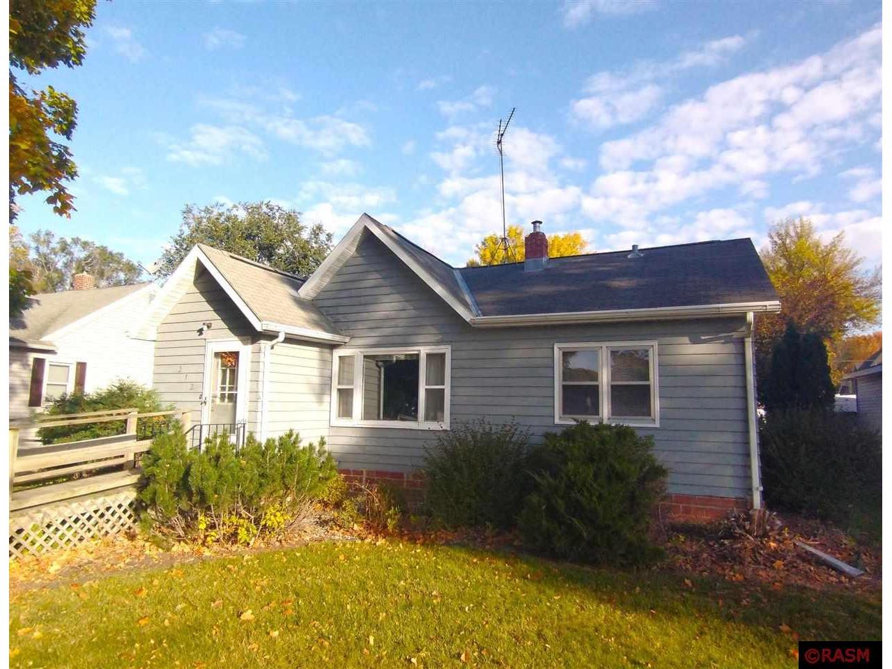 212 SE Burnside Street, Sleepy Eye, MN 56085 MLS 7033546 Edina Realty