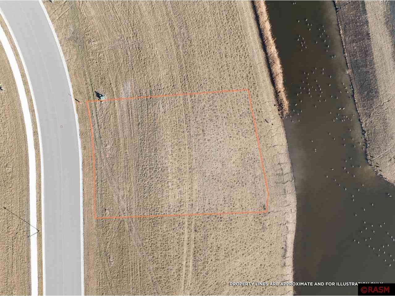 2124 Deerwood Drive North Mankato MN 56003 7034067 image4