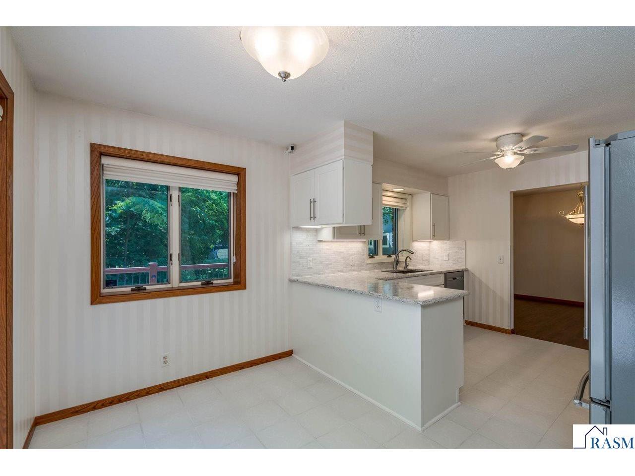 2125 E Dream Drive North Mankato MN 56003 267040636 image21