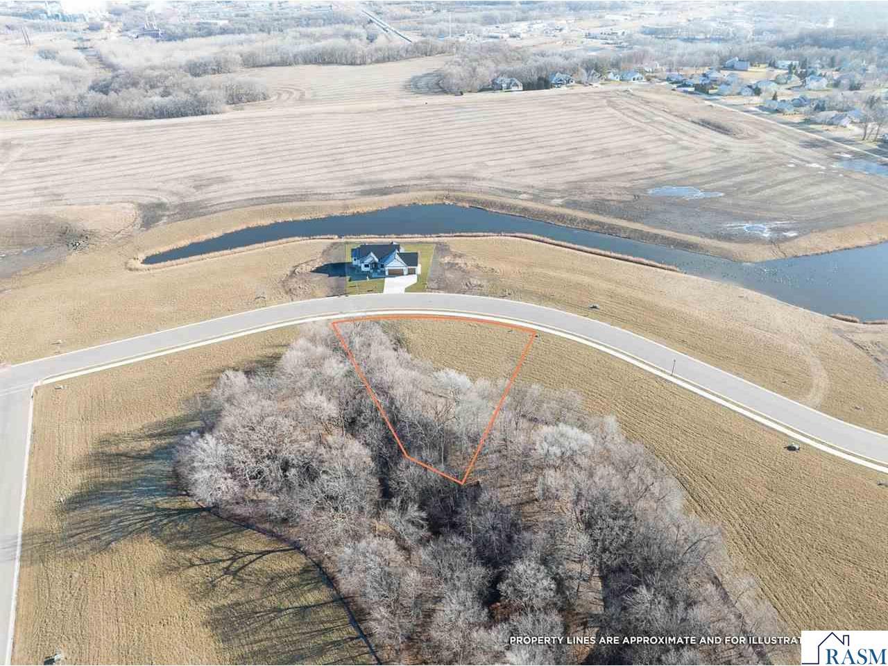 2129 Deerwood Drive North Mankato MN 56003 267040785 image6