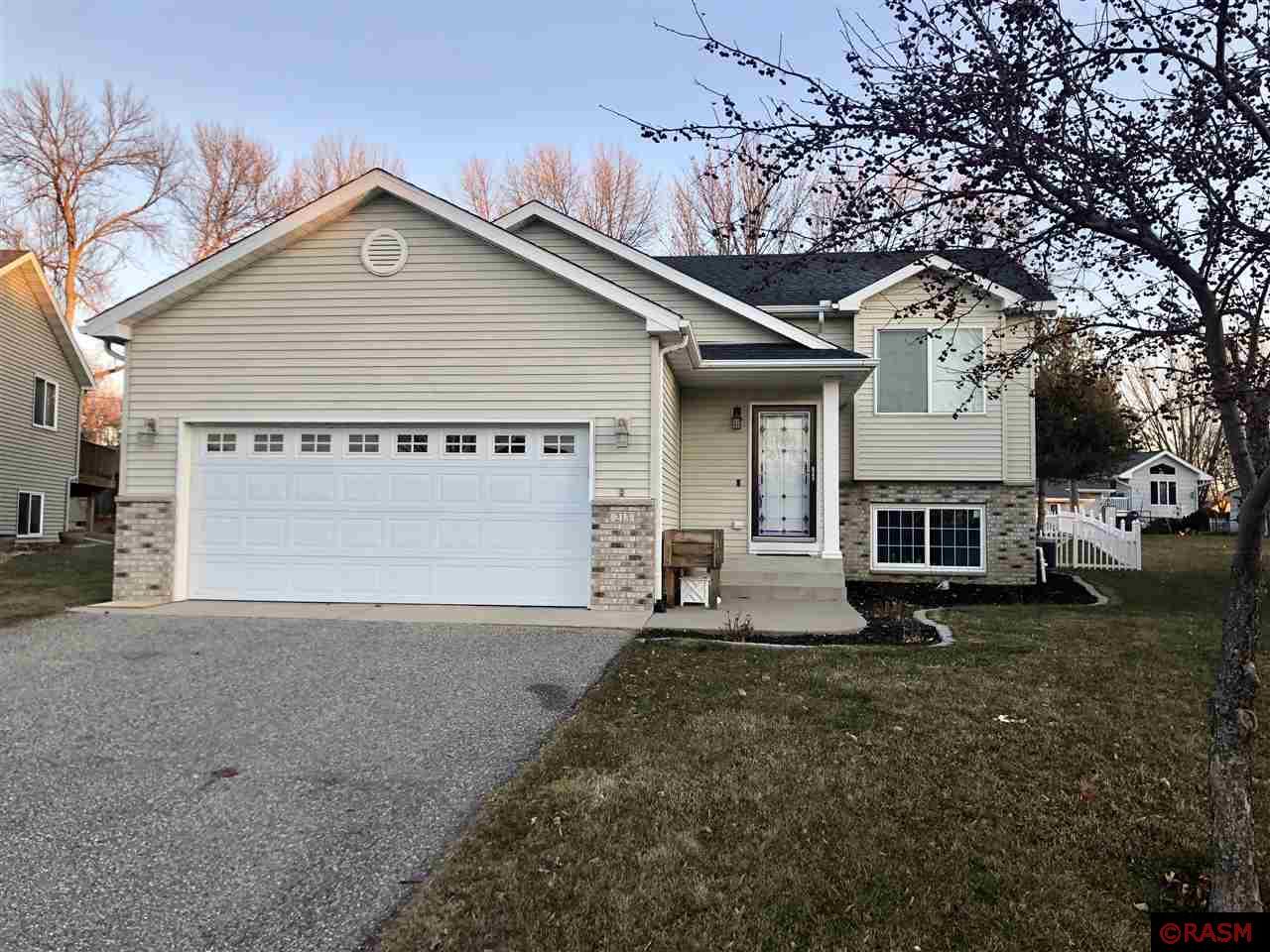 213 Hunters Court Eagle Lake MN 56024 7034018 image1