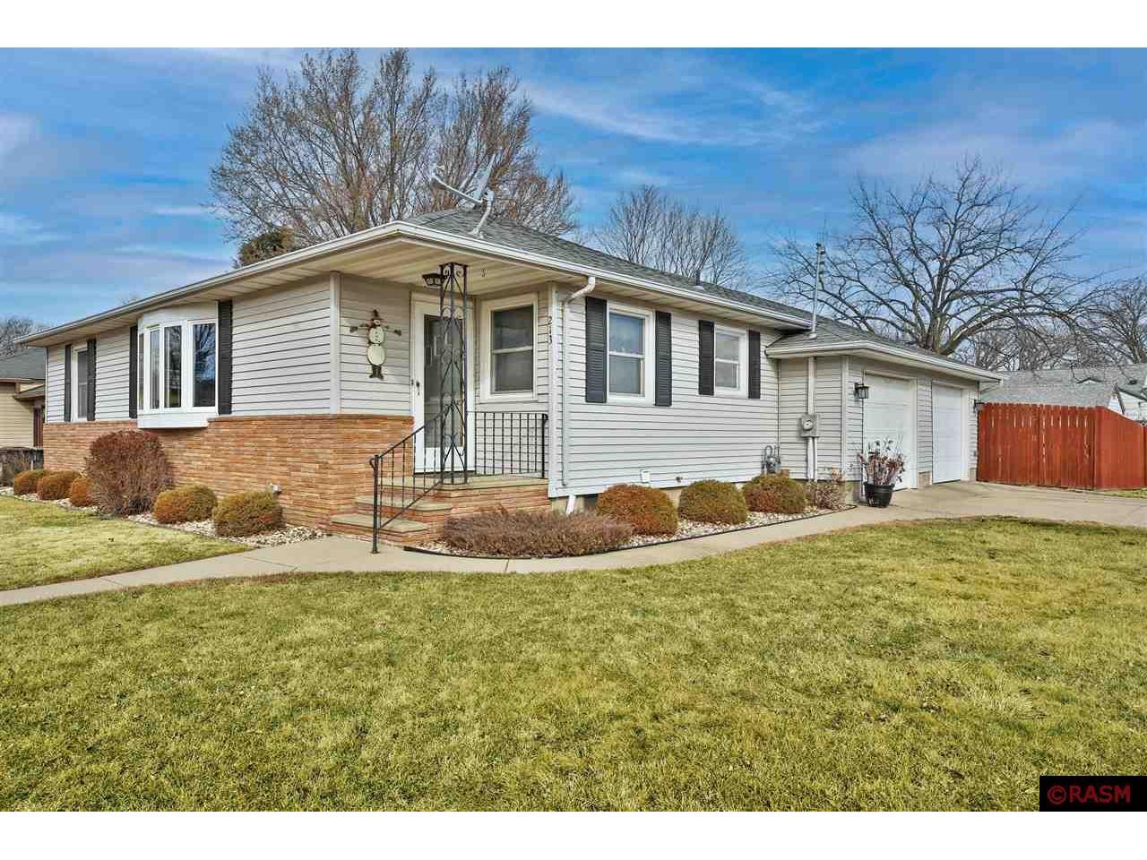 213 NE 9th Avenue Waseca MN 56093 7036906 image1