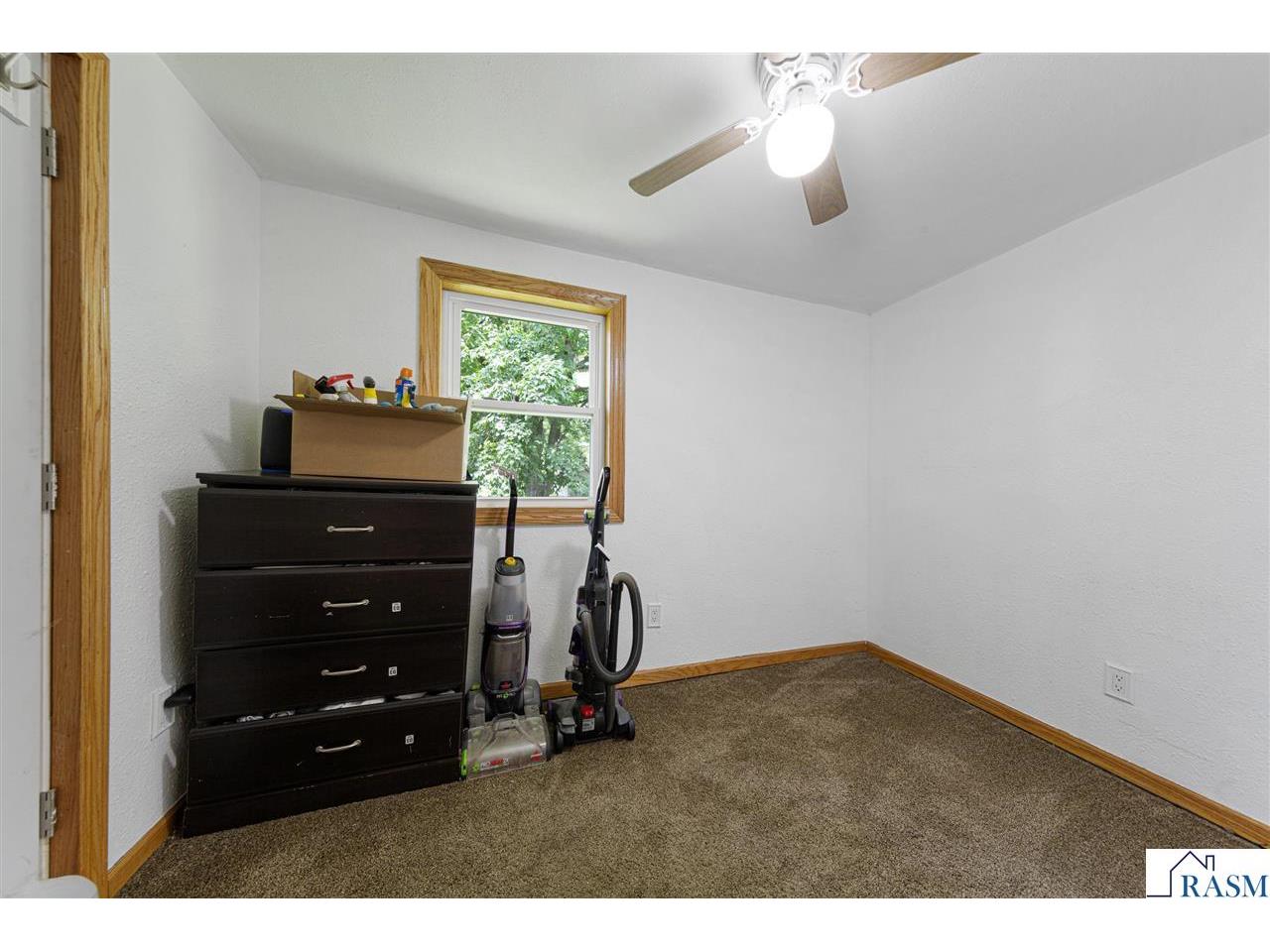 213 S Finch Street Mankato MN 56001 267040886 image12